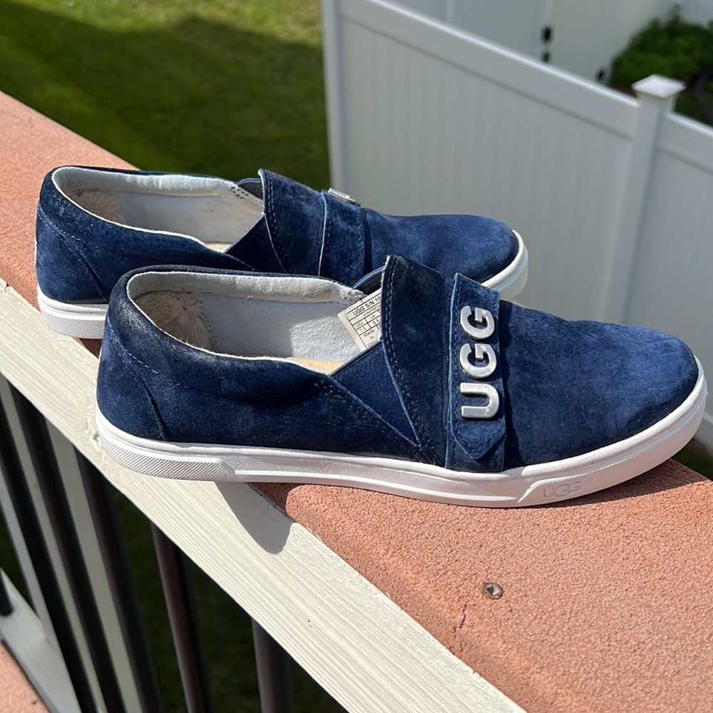 Ugg Sneakers View 2